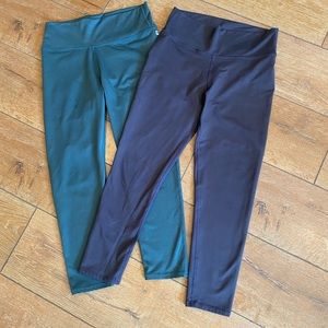 2 pairs of high waisted 7/8 leggings